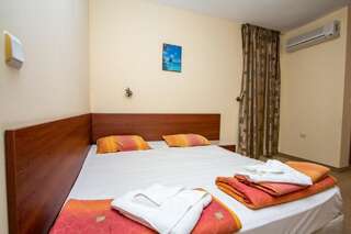 Отель Salena Hotel Приморско Двухместный номер с 2 отдельными кроватями-3